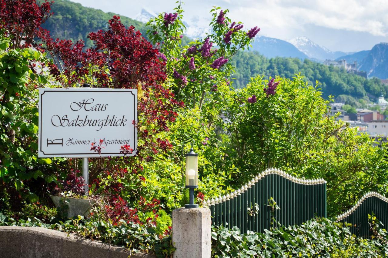 Haus Salzburgblick Bed & Breakfast Exterior photo